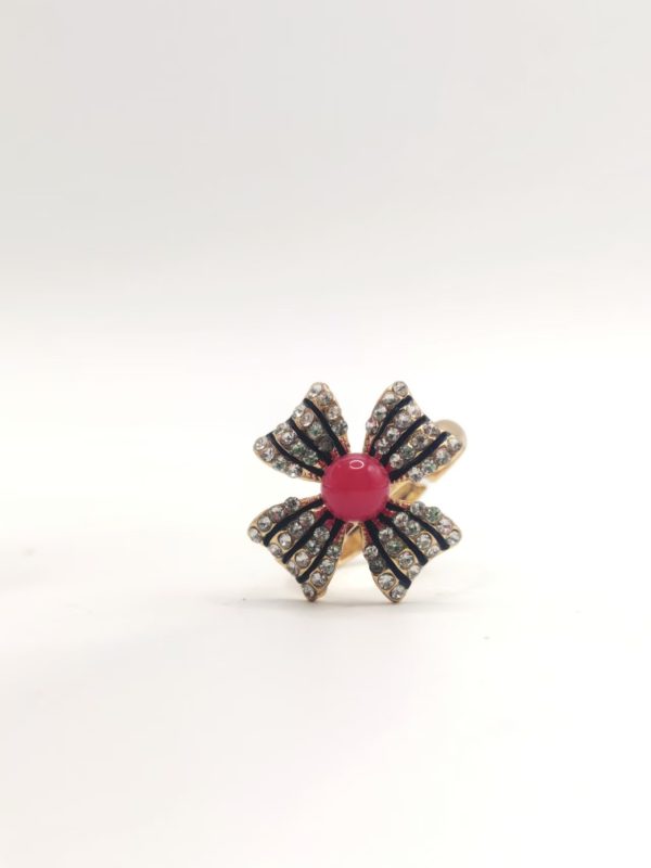 Ruby Bow-Tie Clover Ring